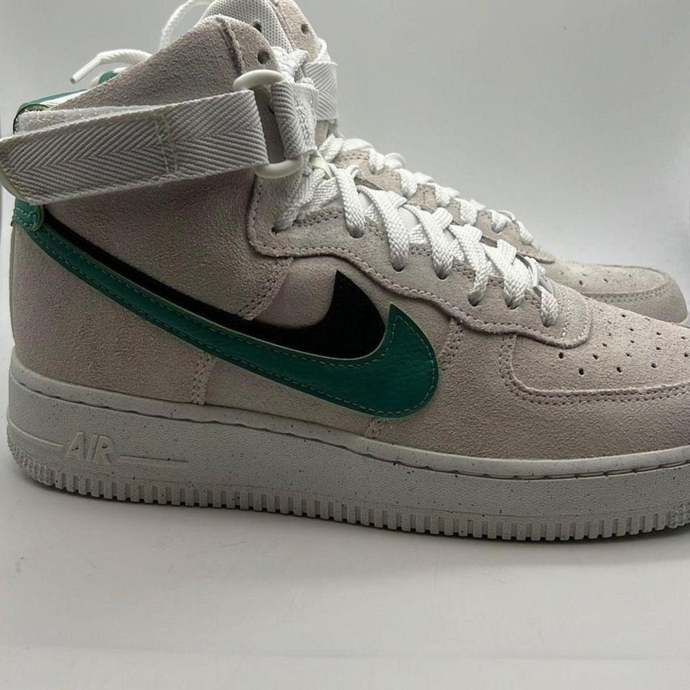 NIKE women AIR FORCE 1 HIGH SE Summit White Neptune Green black‎ Women 8.5 NWB